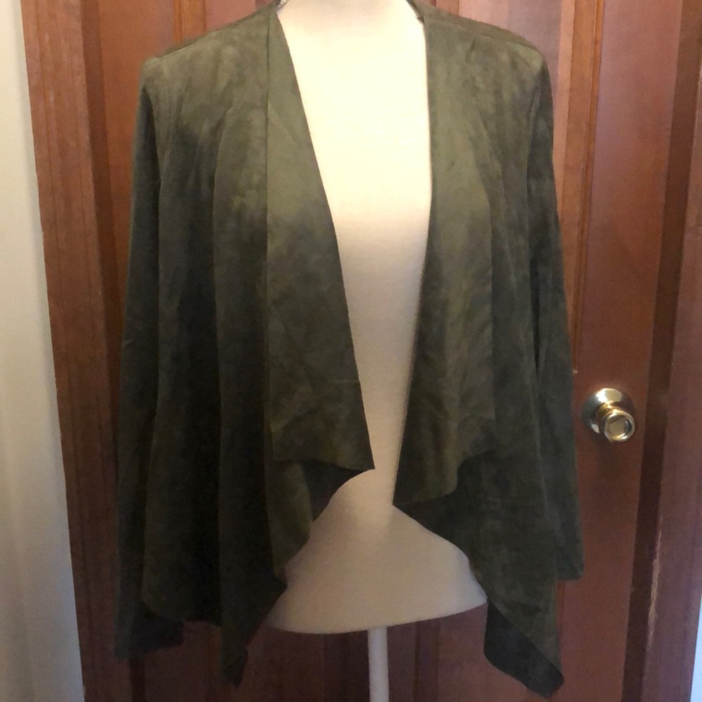 She and Sky open blazer